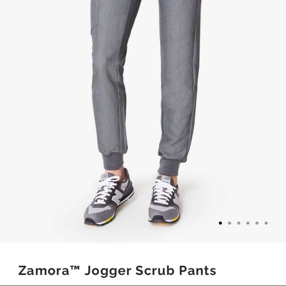 FIGS Zamora Jogger Scrub Pants - Graphite